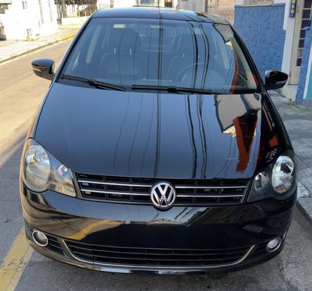 VOLKSWAGEN POLO SEDAN 1.6 MI 8V FLEX 4P MANUAL VOLKSWAGEN POLO SEDAN 1.6 MI 8V FLEX 4P MANUAL